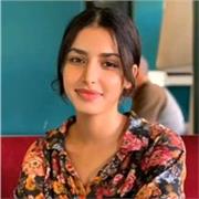 Prefiero trabajar con los ninos porqye son muy amables y es mas facil para mi ensenarlos ingles tambien arabe y frances